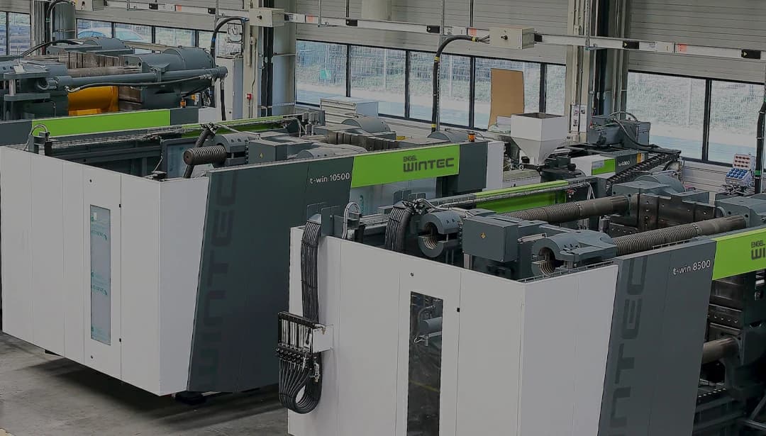WINTEC t-win two-platen injection moulding machines